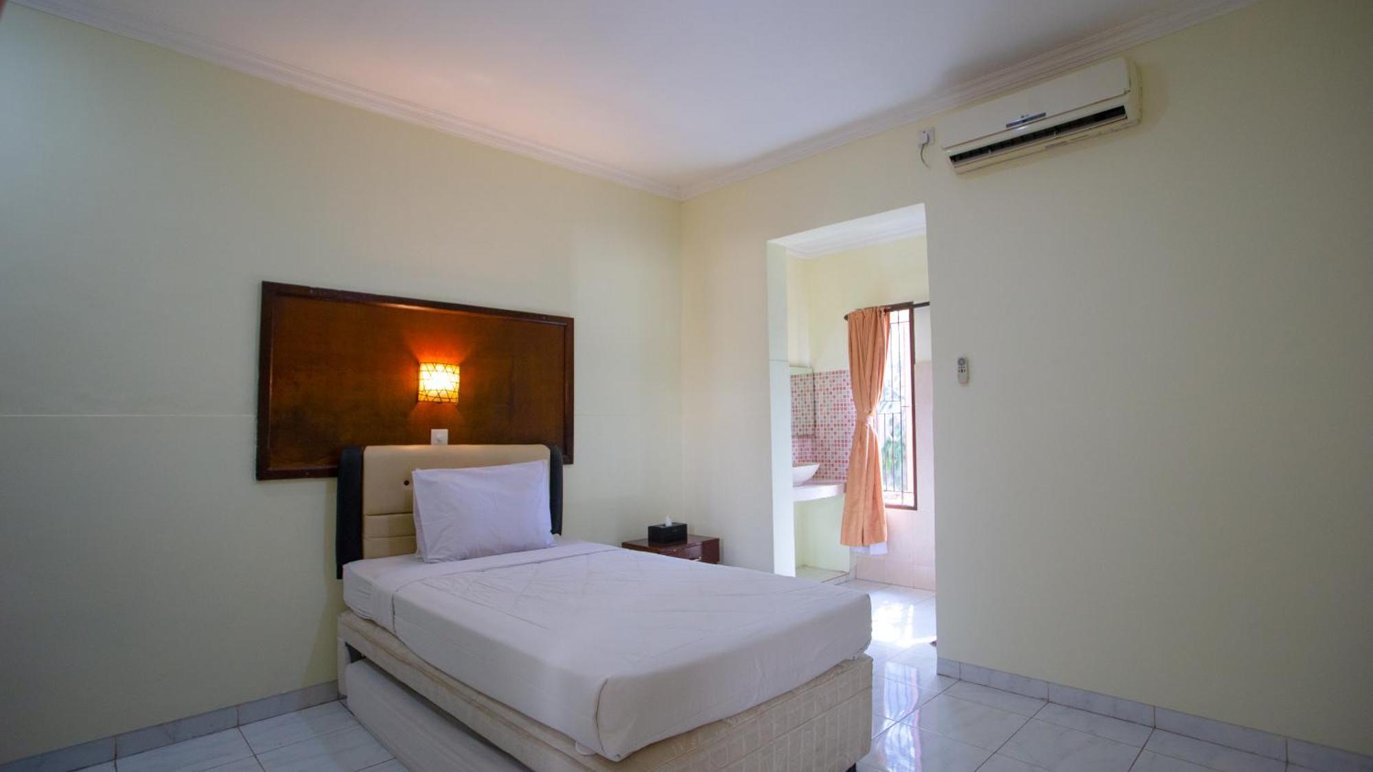 Teges Inn Kuta Kuta Lombok Exterior foto