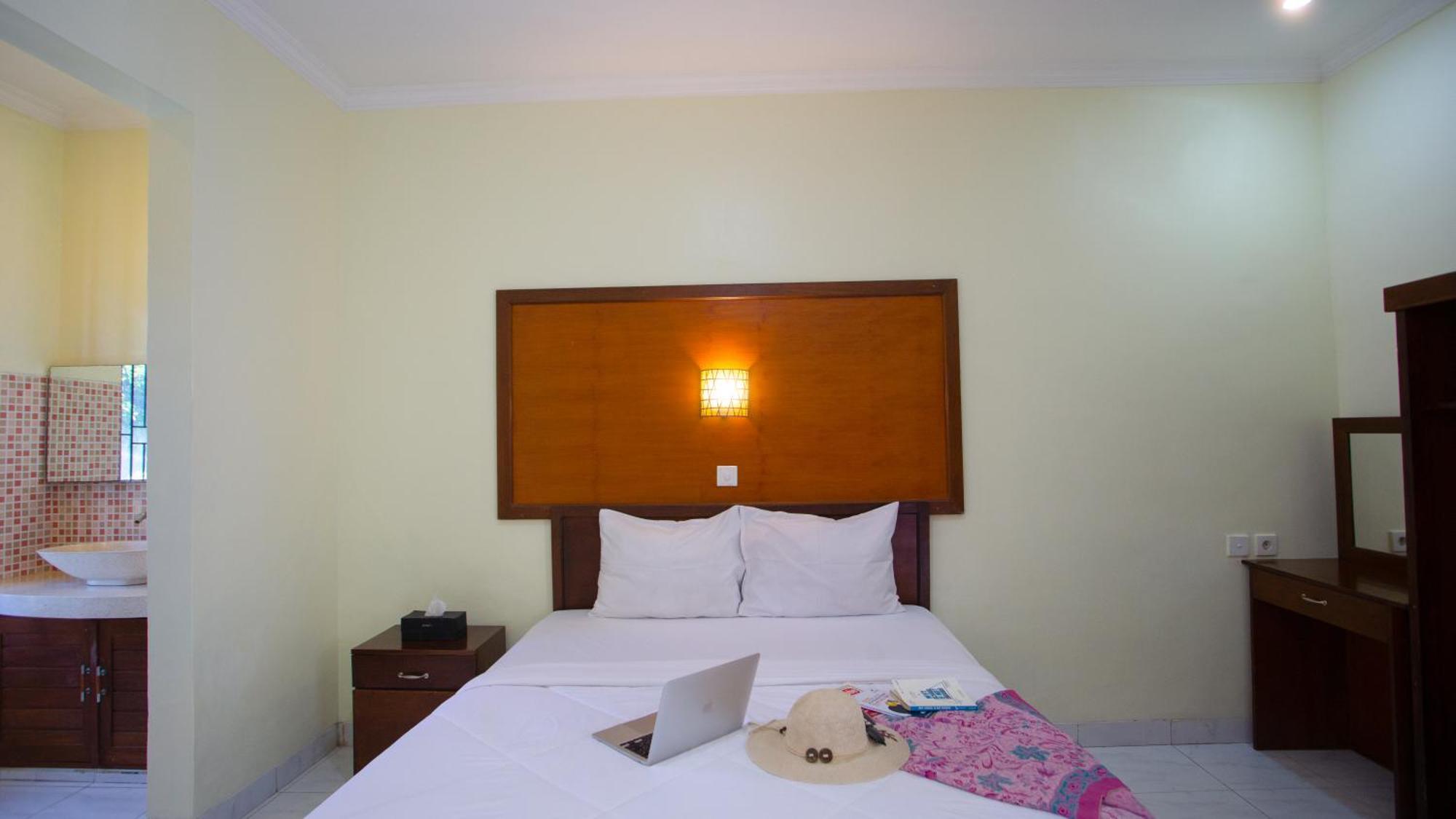 Teges Inn Kuta Kuta Lombok Exterior foto
