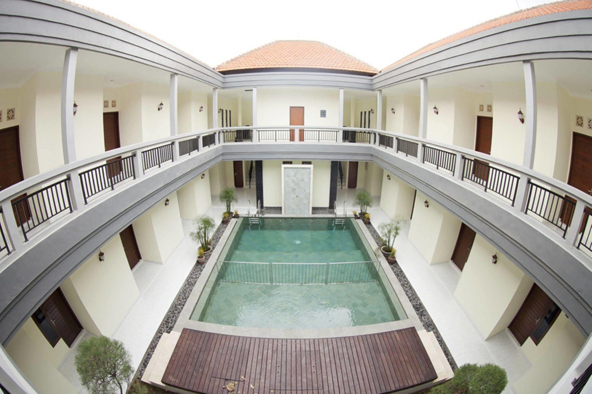 Teges Inn Kuta Kuta Lombok Exterior foto