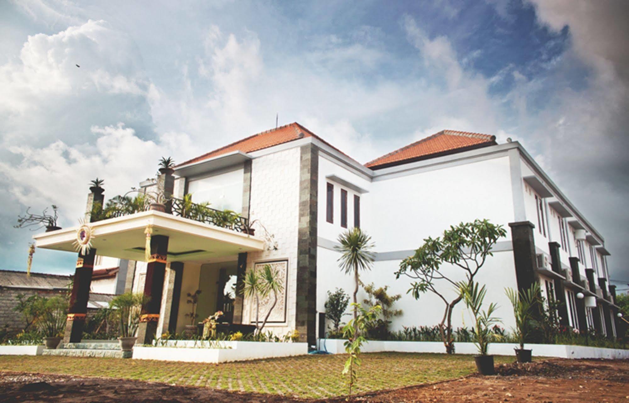 Teges Inn Kuta Kuta Lombok Exterior foto